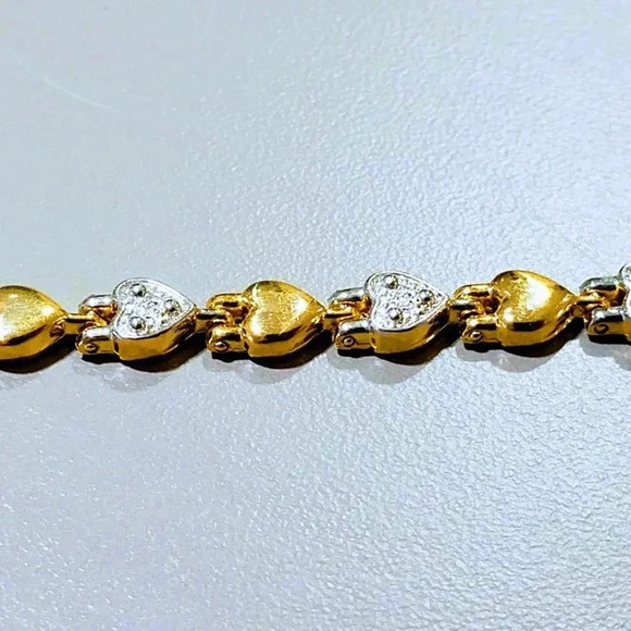 Heart Bracelet Alternating Gold Tone Silver Tone - Picture 2 of 3